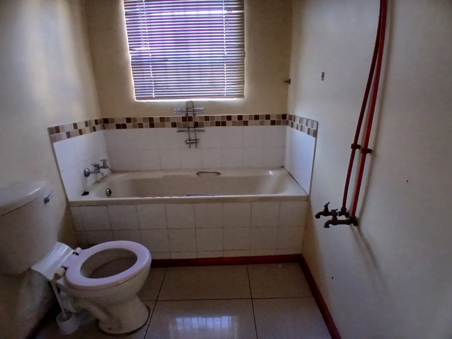 To Let 3 Bedroom Property for Rent in Grasslands Free State